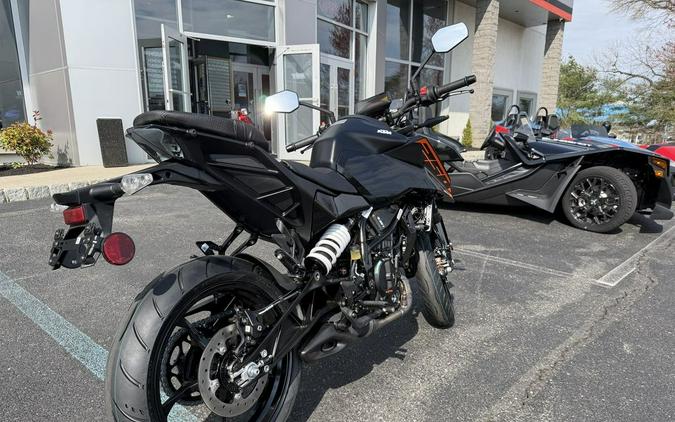 2026 KTM 250 Duke