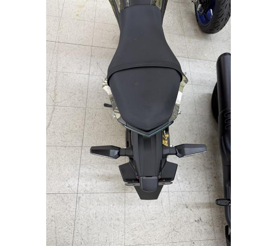 2025 Kawasaki Z125 Pro