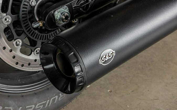 2026 Indian 101 Scout Black Crystal with Super Graphite