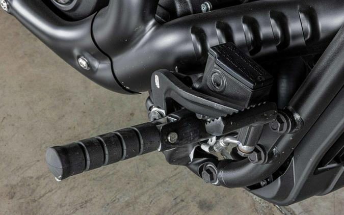2026 Indian 101 Scout Black Crystal with Super Graphite