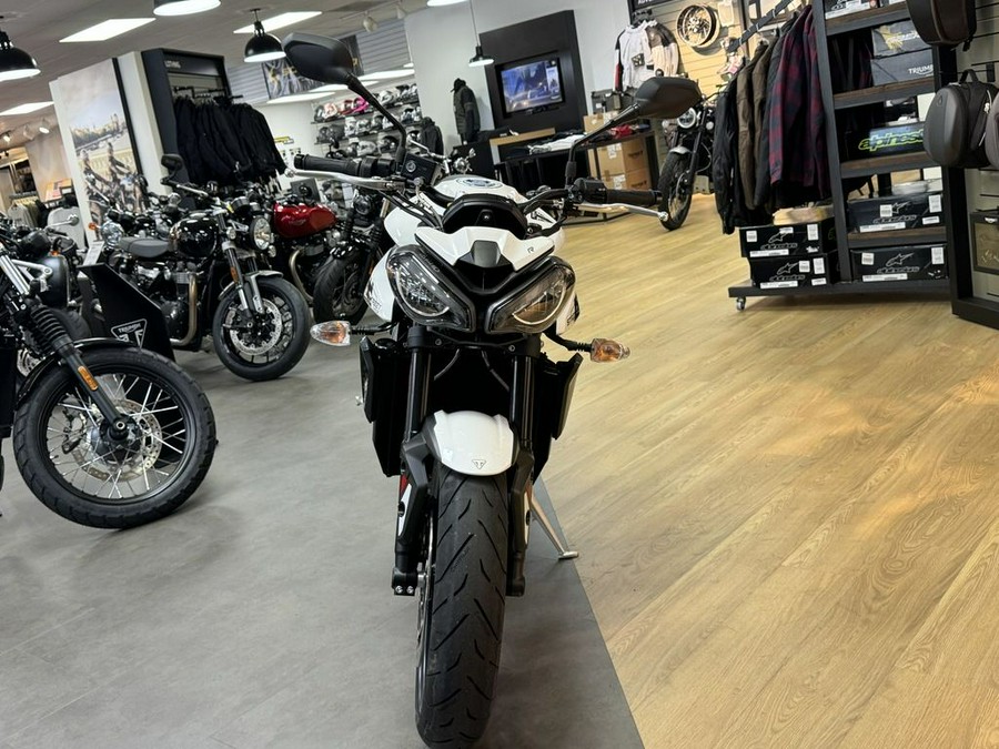 2024 Triumph Street Triple 765 R Crystal White