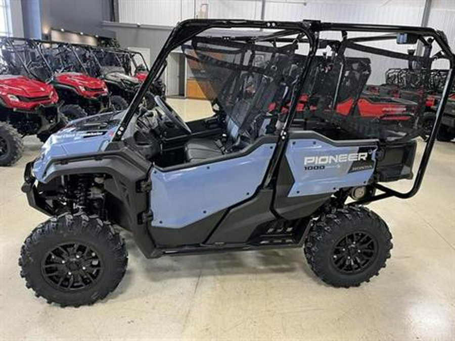 2024 Honda Pioneer 1000-5 Deluxe