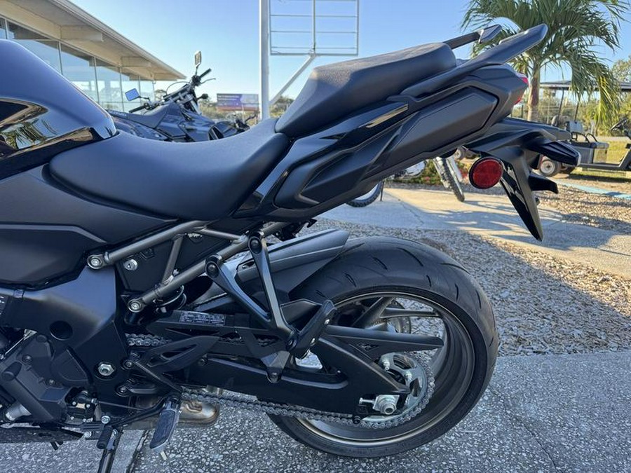 2024 Suzuki GSX-S1000GT Plus