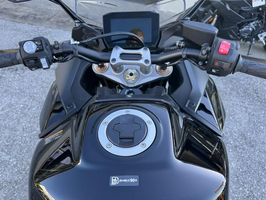 2024 Suzuki GSX-S1000GT Plus