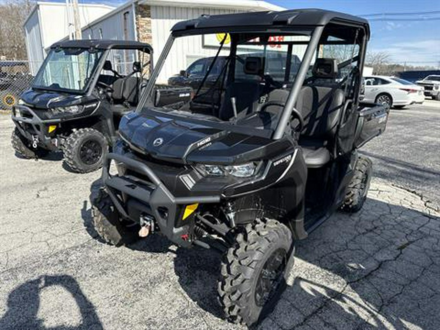 2025 Can-Am Defender XT HD10