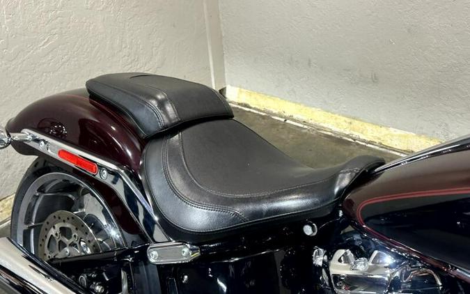 2022 Harley-Davidson® Fat Boy® 114 MDNT CRMSON/BLK W/PS