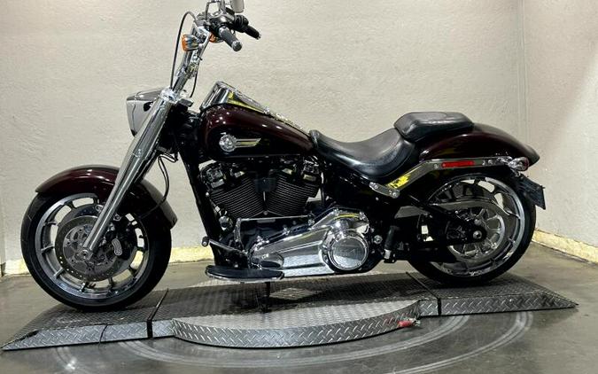 2022 Harley-Davidson® Fat Boy® 114 MDNT CRMSON/BLK W/PS