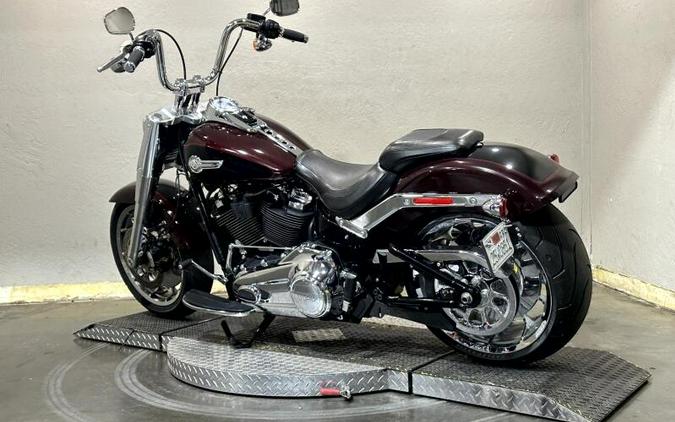 2022 Harley-Davidson® Fat Boy® 114 MDNT CRMSON/BLK W/PS