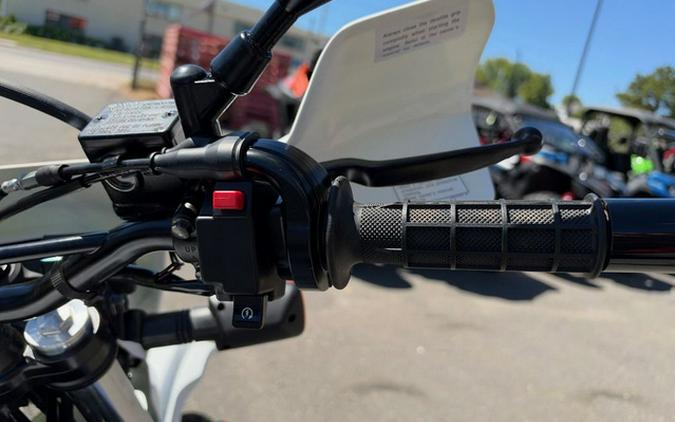 2026 Suzuki DR 650S