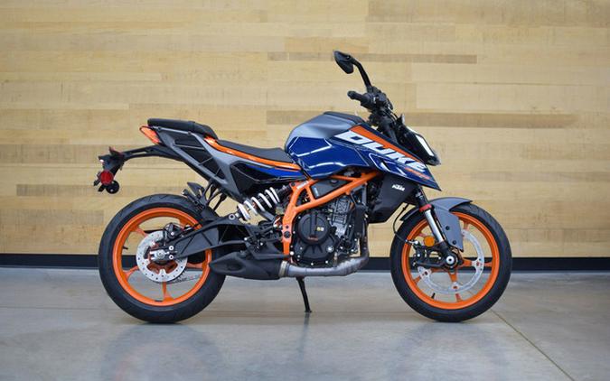 2024 KTM Duke 390