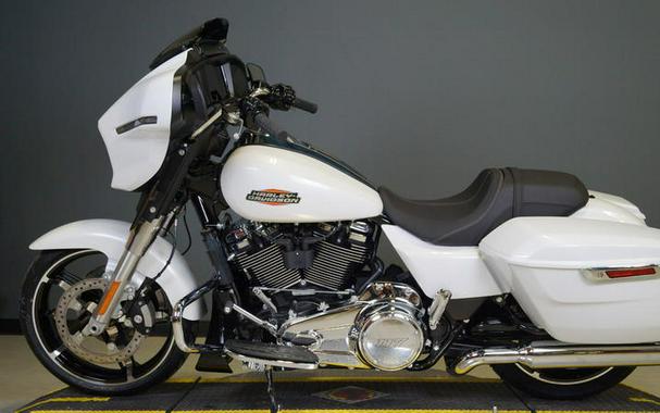 2024 Harley-Davidson® FLHX - Street Glide®