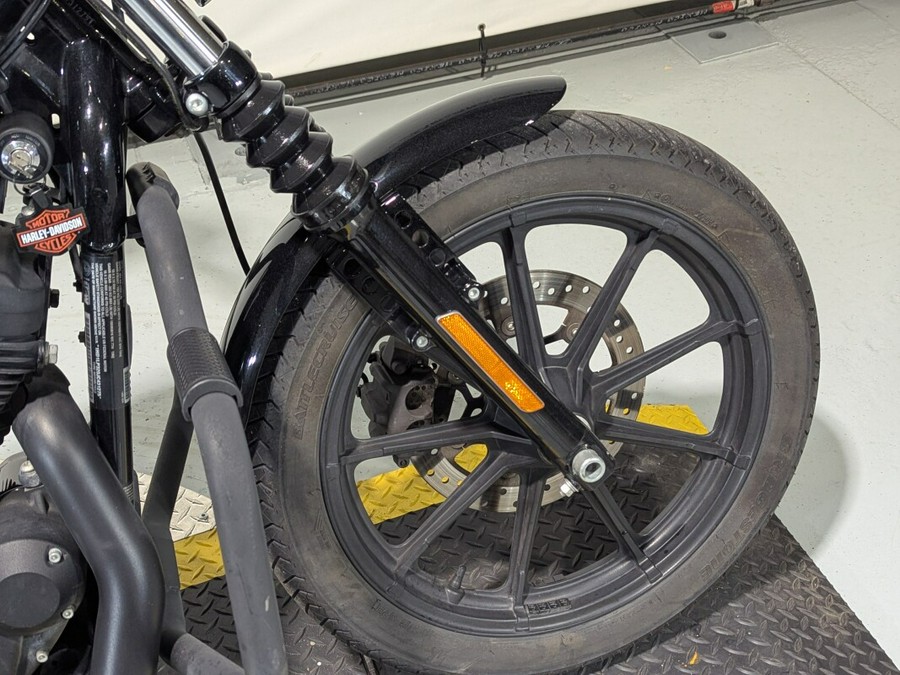 2018 Harley-Davidson® Iron 1200™ Vivid Black