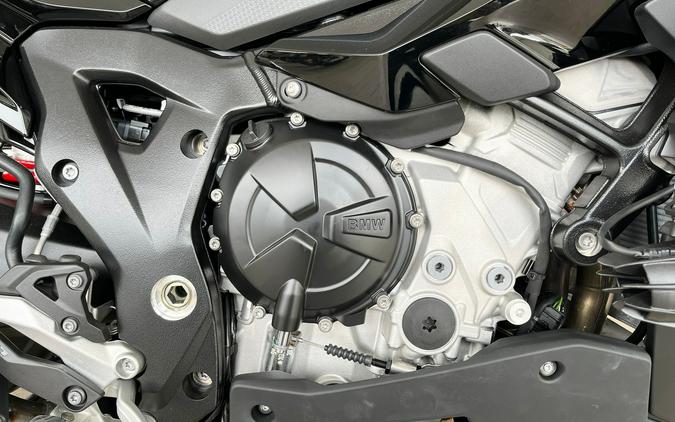 2026 BMW S 1000 XR