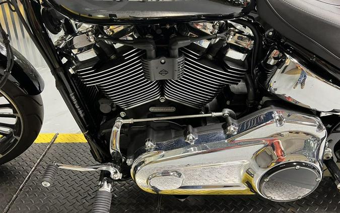 2025 Harley-Davidson FXBR - Breakout