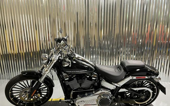 2025 Harley-Davidson FXBR - Breakout
