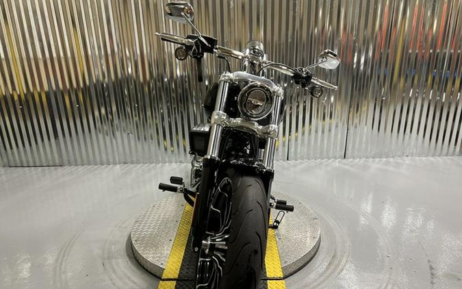 2025 Harley-Davidson FXBR - Breakout