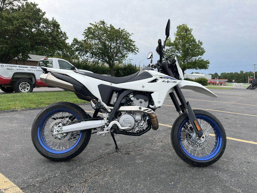 2025 SUZUKI DR Z4SM