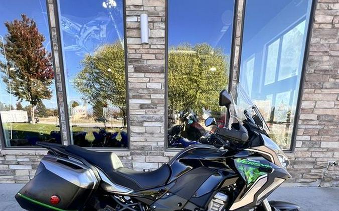 2022 Kawasaki Versys® 1000 SE LT+