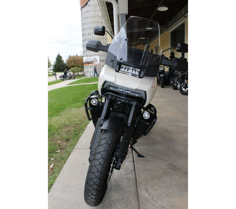 2022 Harley-Davidson® RA1250S - Pan America™ 1250 Special
