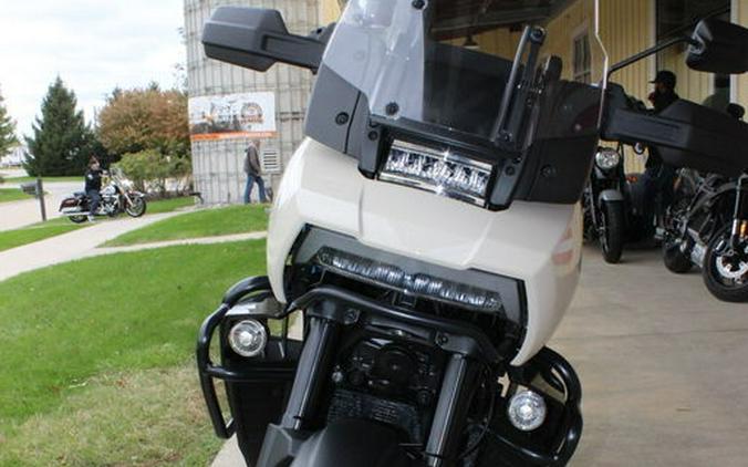 2022 Harley-Davidson® RA1250S - Pan America™ 1250 Special