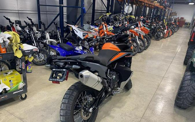 2023 KTM 890 ADV,BLK