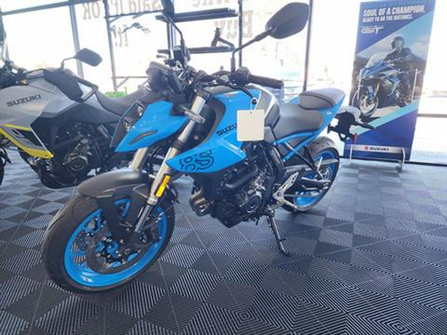 2023 Suzuki GSX-8S