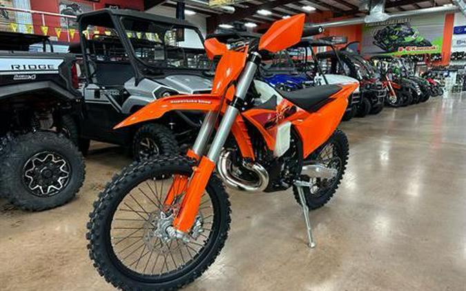 2025 KTM 300 XC