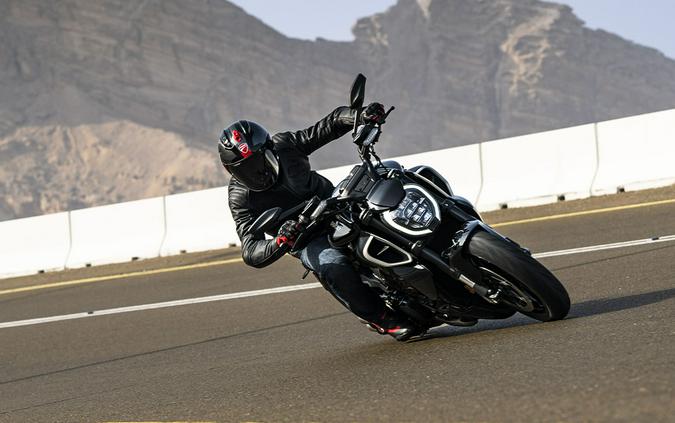 2025 Ducati Diavel V4