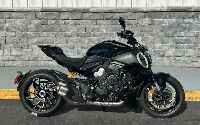 2025 Ducati Diavel V4