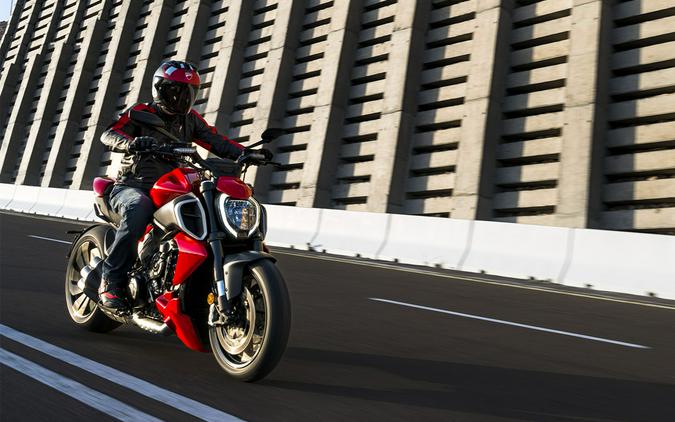 2025 Ducati Diavel V4