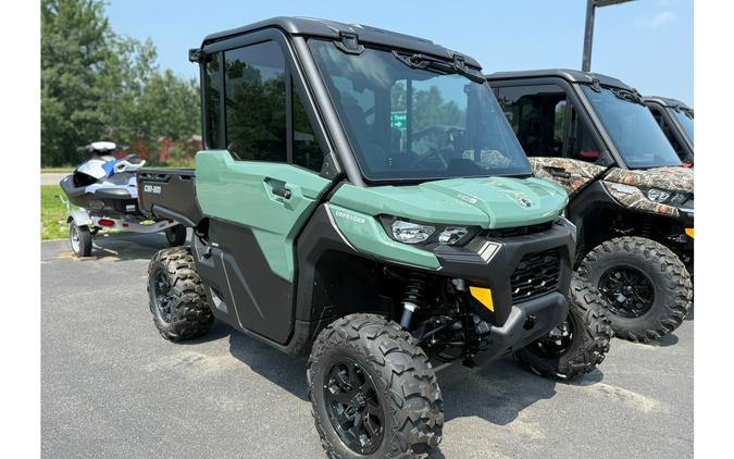 2026 Can-Am DEFENDER DPS CAB HD9