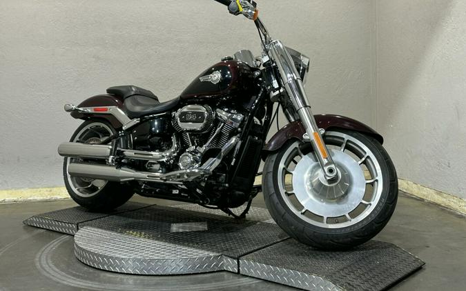 2022 Harley-Davidson® Fat Boy® 114 MDNT CRMSON/BLK W/PS
