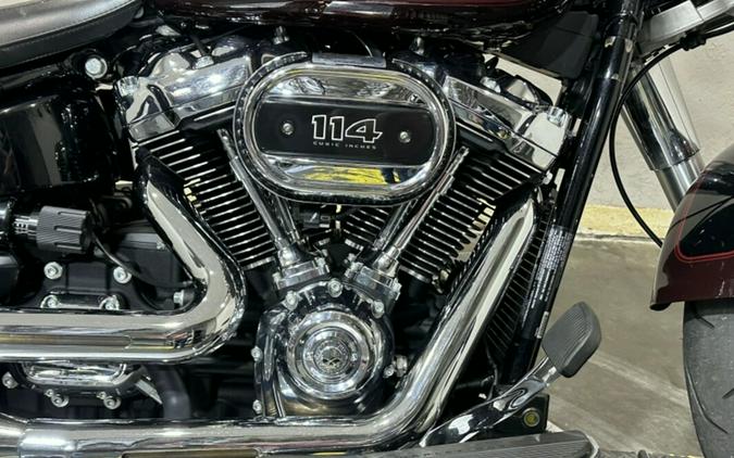 2022 Harley-Davidson® Fat Boy® 114 MDNT CRMSON/BLK W/PS