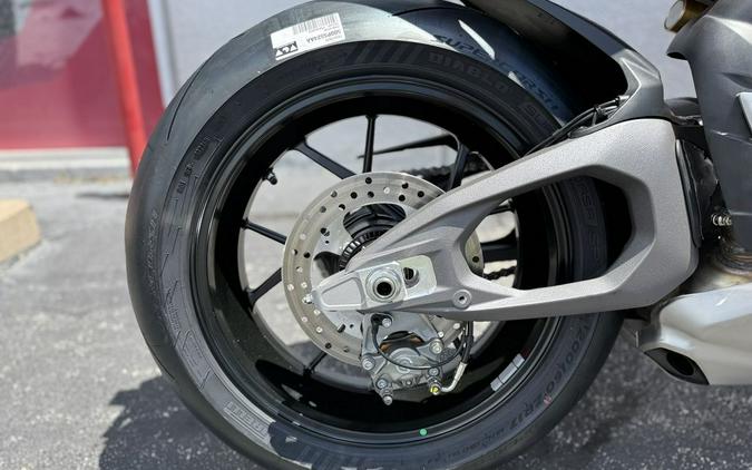 2026 Ducati Panigale V4 Ducati Red - 006049