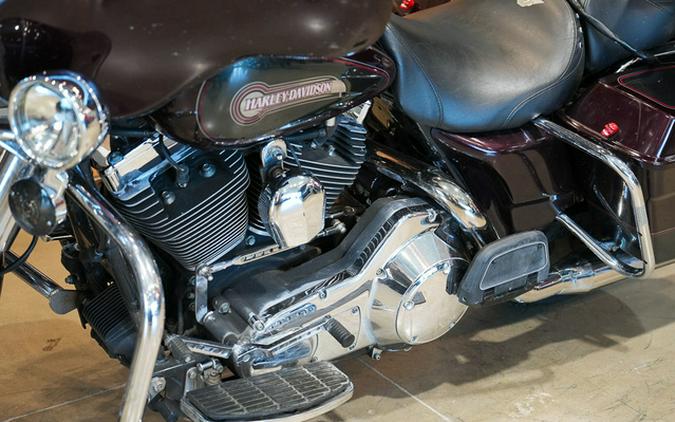 2005 Harley-Davidson FLHTC - Electra Glide Classic