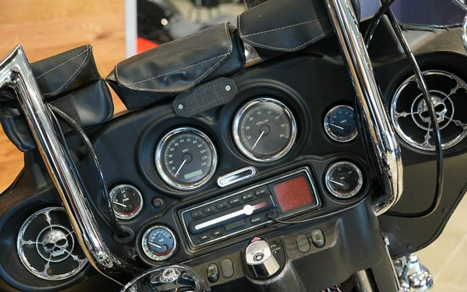 2005 Harley-Davidson FLHTC - Electra Glide Classic
