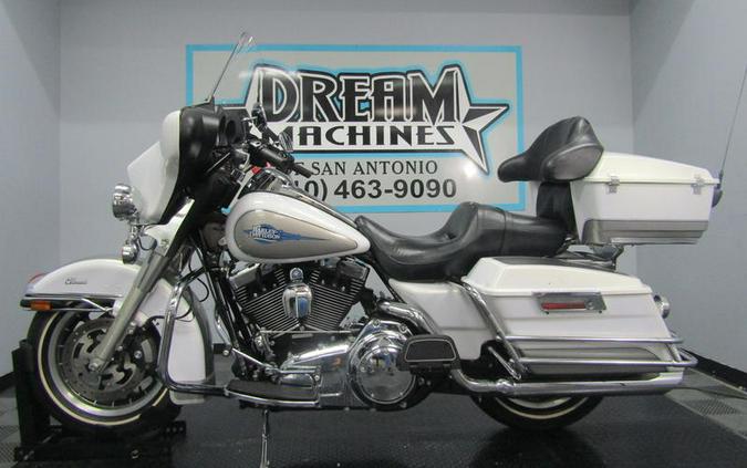 2008 Harley-Davidson® FLHTC - Electra Glide® Classic