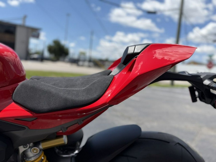 2026 Ducati Panigale V4 Ducati Red