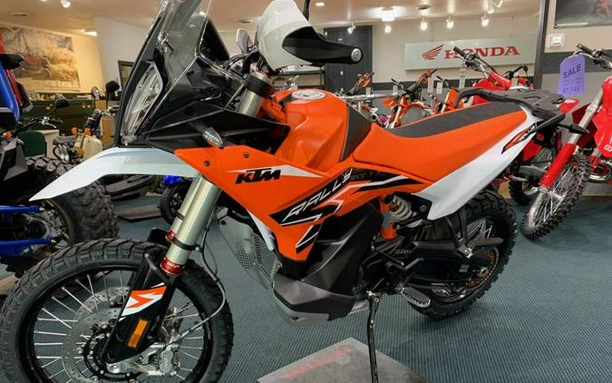 2024 KTM 890 Adventure R Rally First Look [8 Fast Facts]