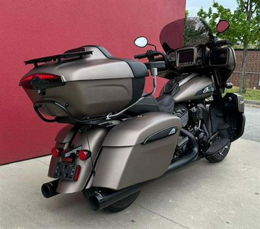 2021 Indian Motorcycle Roadmaster® Dark Horse®