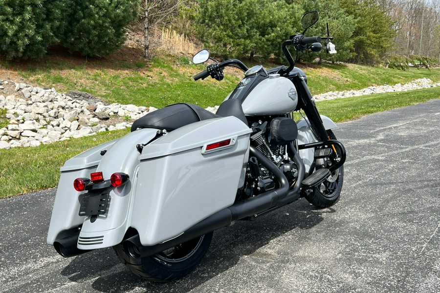 2025 Harley-Davidson Road King Special FLHRXS