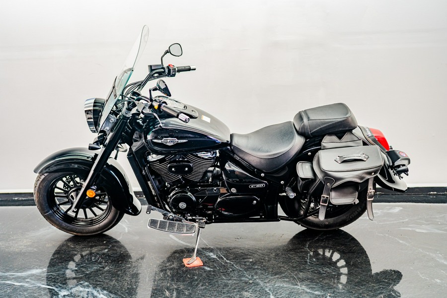 2014 Suzuki Motor of America Inc. Boulevard C50T
