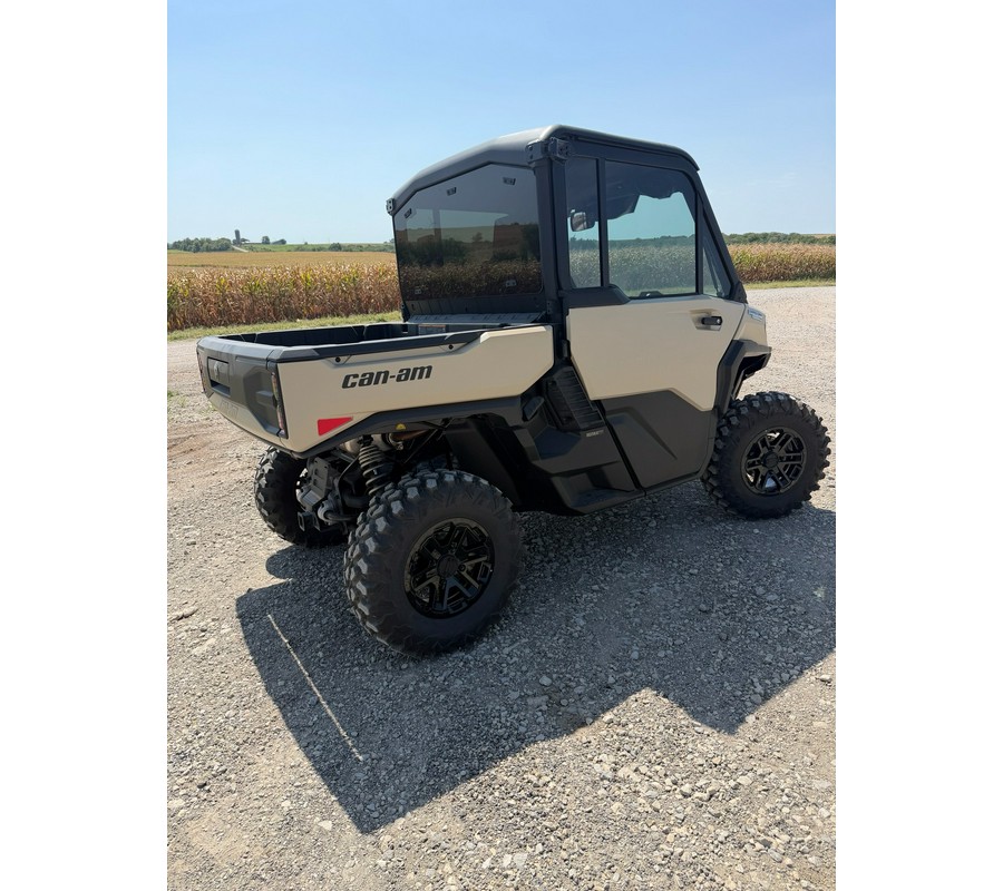 2026 Can-Am Defender Limited HD11