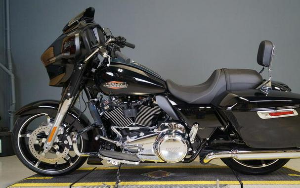 2024 Harley-Davidson® FLHX - Street Glide®