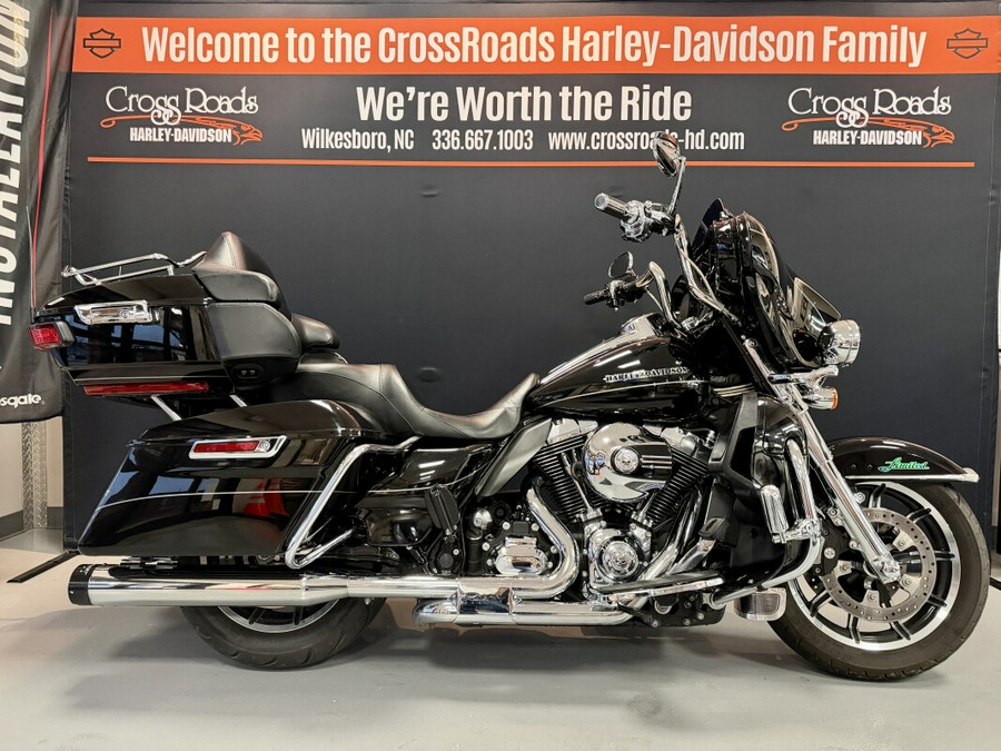 2015 Harley-Davidson® Ultra Limited Low Vivid Black
