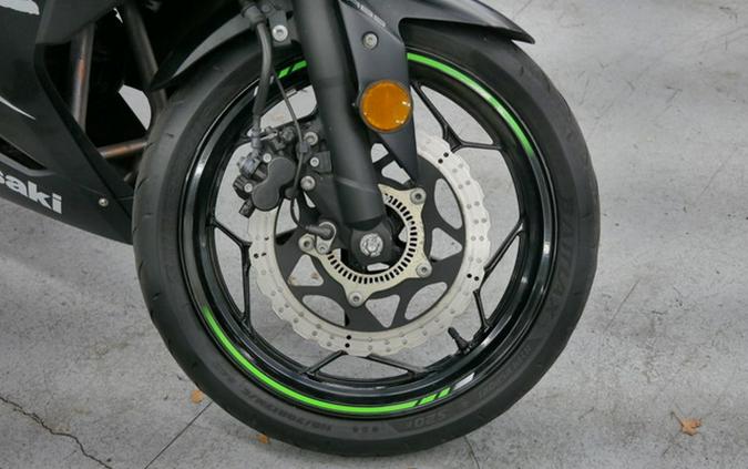 2017 Kawasaki Ninja 300 ABS