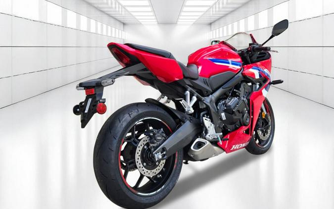 2026 Honda CBR650R E-Clutch