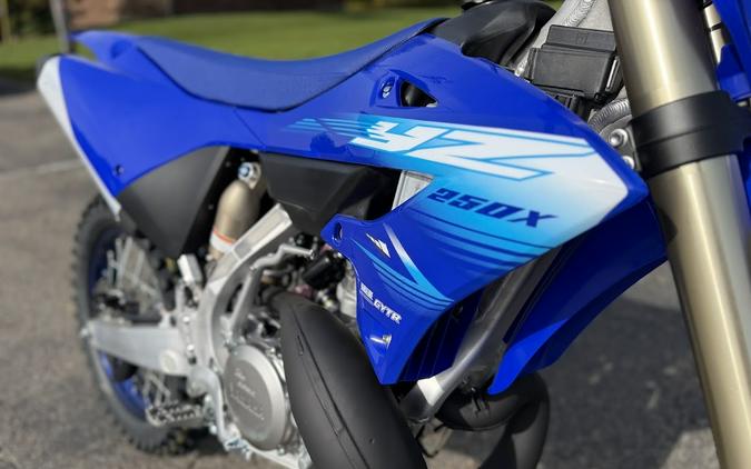 2027 Yamaha YZ250X