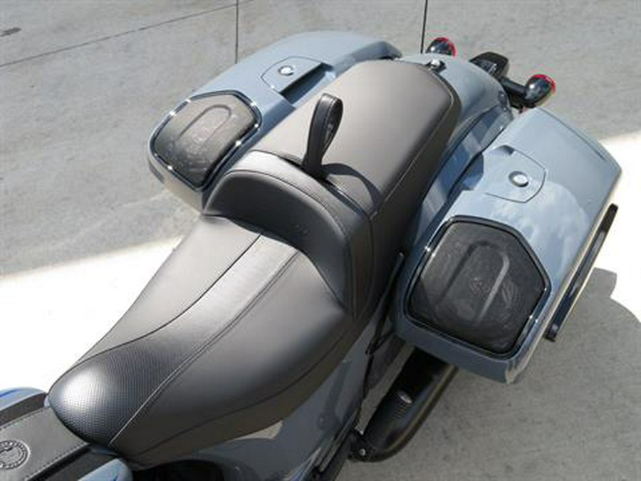 2024 Indian Motorcycle Chieftain® Dark Horse® Icon with PowerBand Audio Package