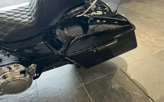 2017 Harley-Davidson FLHXS - Street Glide Special